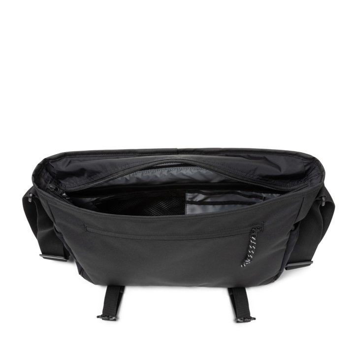 EASTPAK COURIER PRO CS black